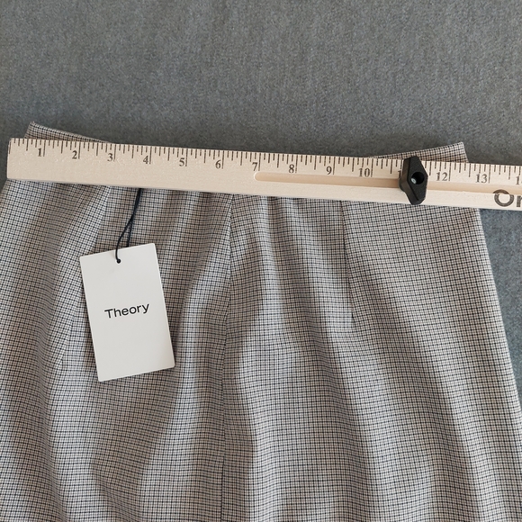 Theory Mini Skirt in "Clean Suiting" Tan Multi size 00 - Picture 2 of 7
